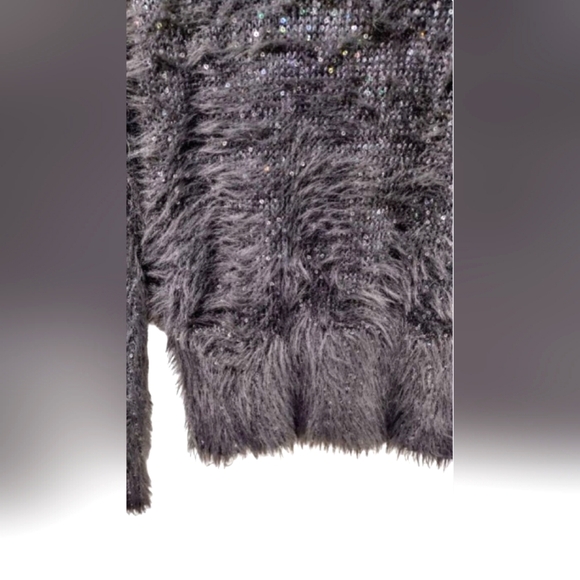 ✨HP✨ZARA Bling Sequin Fuzzy Knit Sweater *Size* Small - Picture 5 of 12